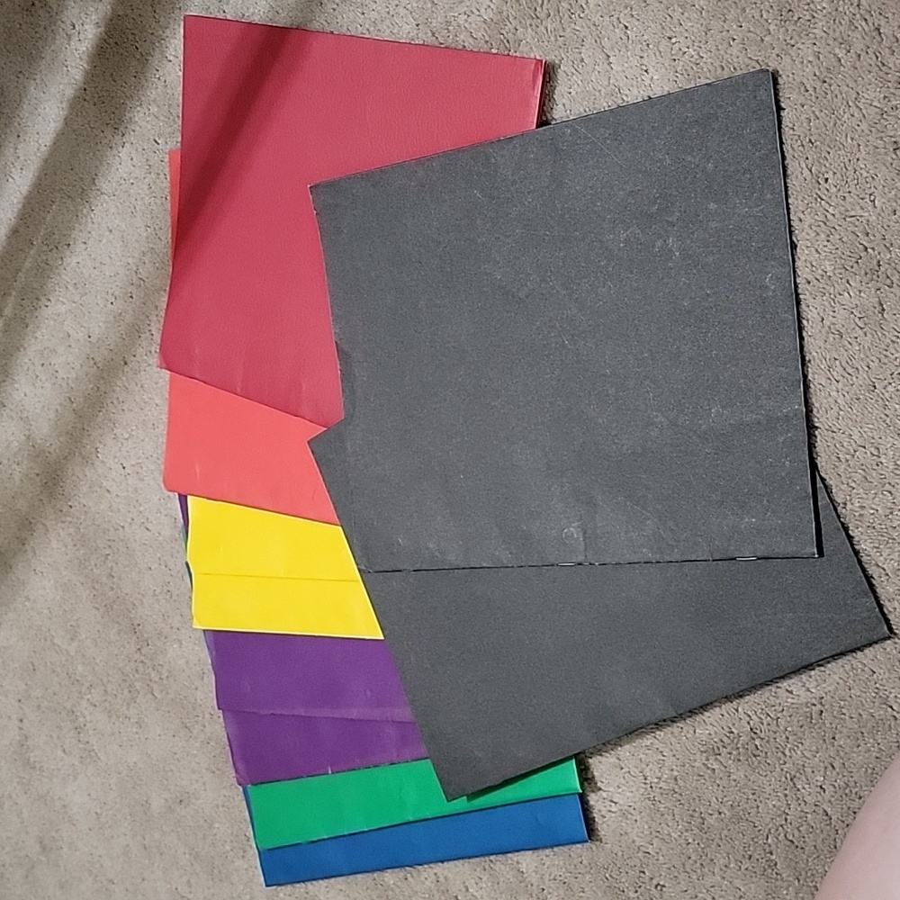 Set of 10: 3-Prong Folders